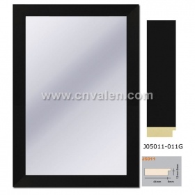 Preto e branco diferentes cores moldadas espelhos 